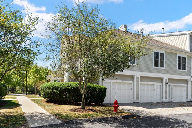 50 Seven Springs Lane A, Burlington, MA 01803