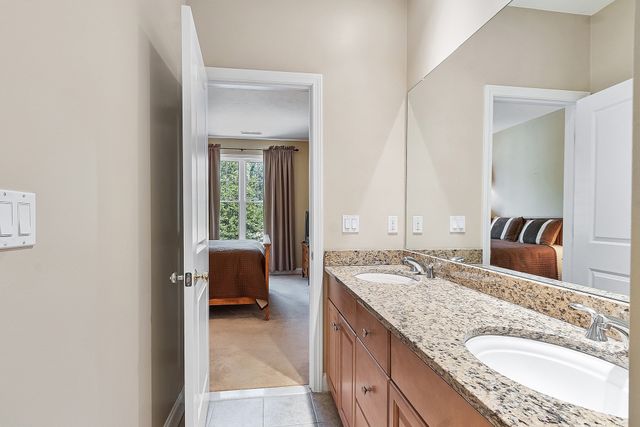 50 Seven Springs Lane A, Burlington, MA 01803