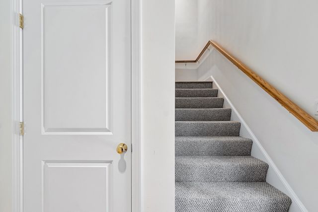50 Seven Springs Lane A, Burlington, MA 01803