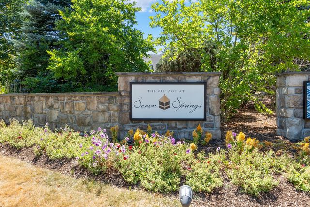 50 Seven Springs Lane A, Burlington, MA 01803