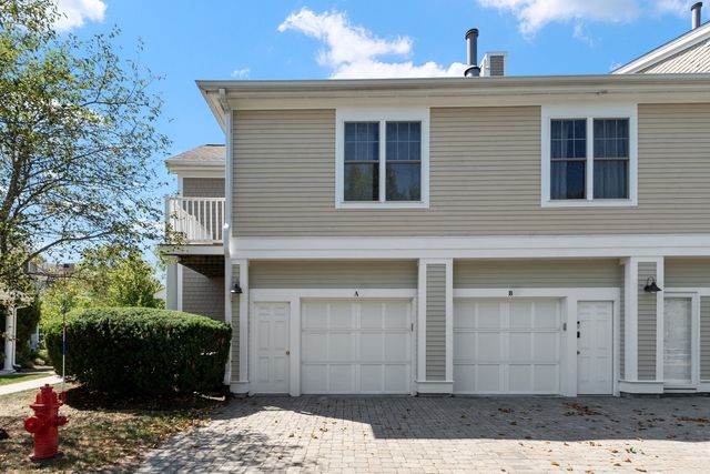 50 Seven Springs Lane A, Burlington, MA 01803