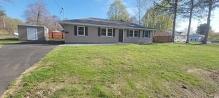 14 Deer Pond Dr, Leicester, MA 01524