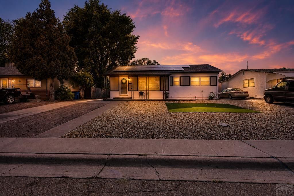 1629 Maplewood Dr, Pueblo, CO 81005