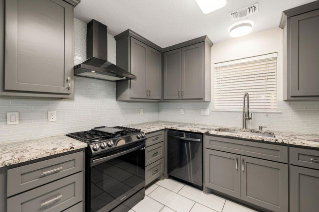 21039 Vista Trail Court, Houston, TX 77073
