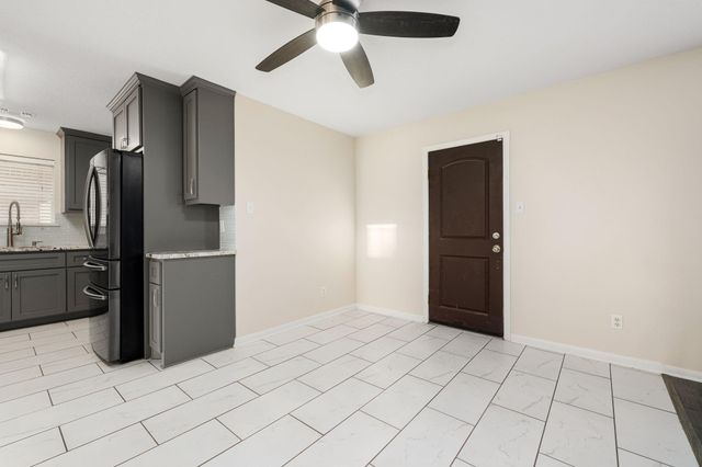21039 Vista Trail Court, Houston, TX 77073