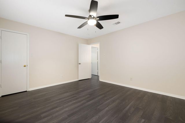 21039 Vista Trail Court, Houston, TX 77073