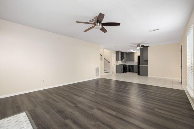 21039 Vista Trail Court, Houston, TX 77073