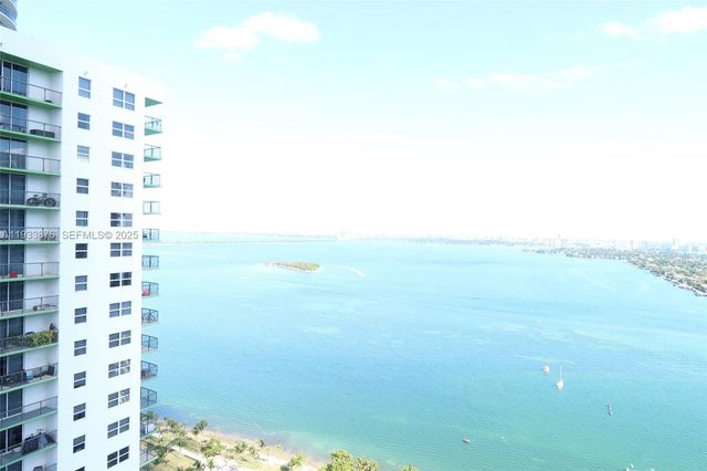 1750 N Bayshore Dr 3305, Miami, FL 33132