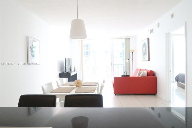 1750 N Bayshore Dr 3305, Miami, FL 33132