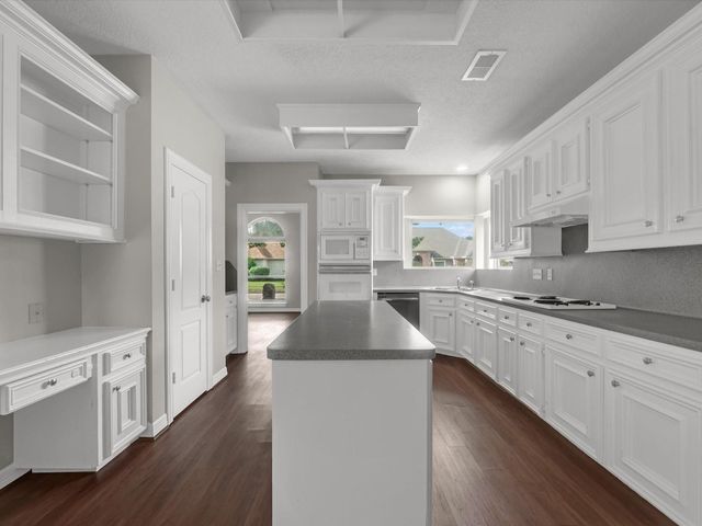 4420 Alamance Street, Baytown, TX 77521
