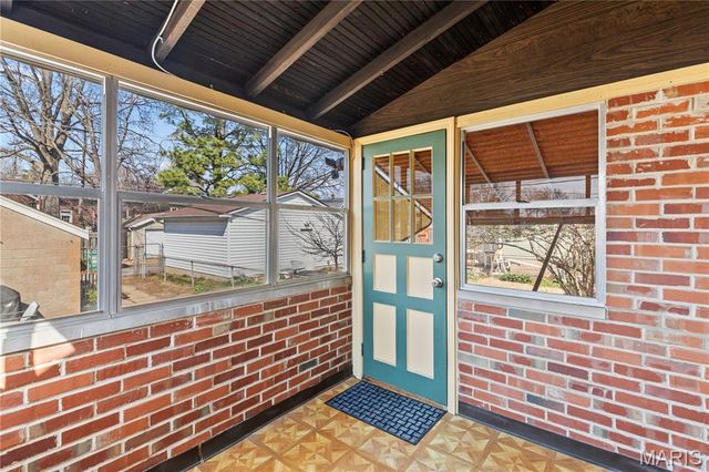 5521 Murdoch Avenue, St Louis, MO 63109