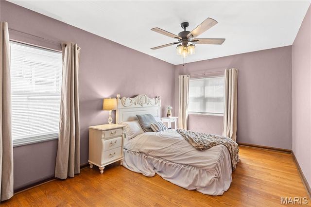 5521 Murdoch Avenue, St Louis, MO 63109