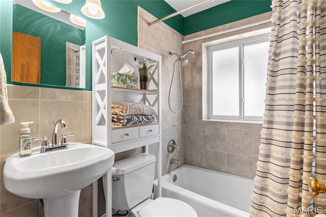 5521 Murdoch Avenue, St Louis, MO 63109