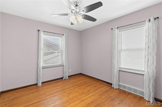 5521 Murdoch Avenue, St Louis, MO 63109