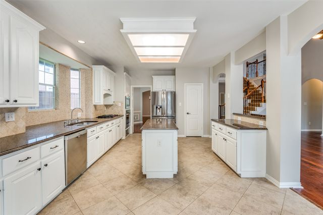 8400 Buxton Court, Plano, TX 75025