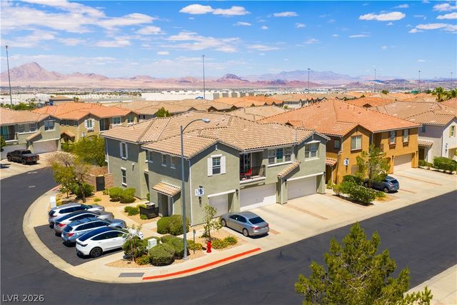 1362 Grass Creek Avenue 2, Henderson, NV 89012