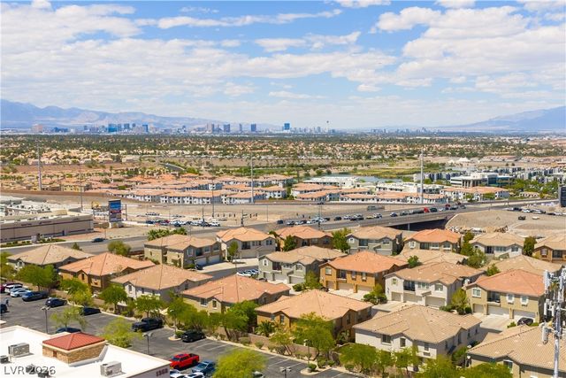1362 Grass Creek Avenue 2, Henderson, NV 89012