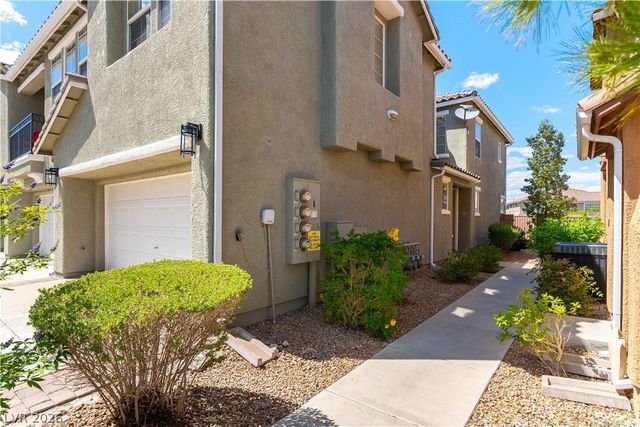 1362 Grass Creek Avenue 2, Henderson, NV 89012