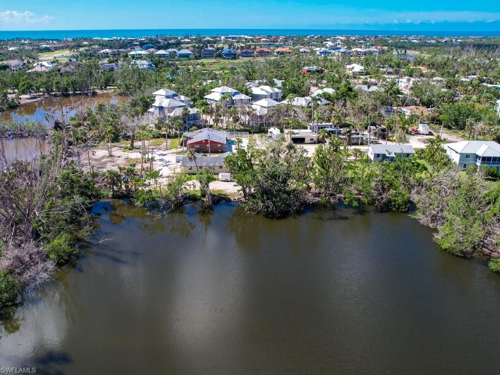 1450-1460 Court PL, SANIBEL, FL 33957 — photo 2