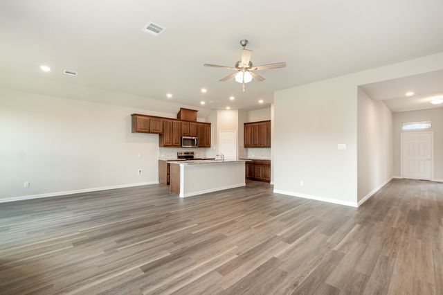 2601 Glasgow Drive, Denton, TX 76207