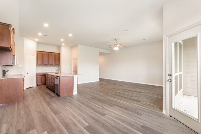 2601 Glasgow Drive, Denton, TX 76207