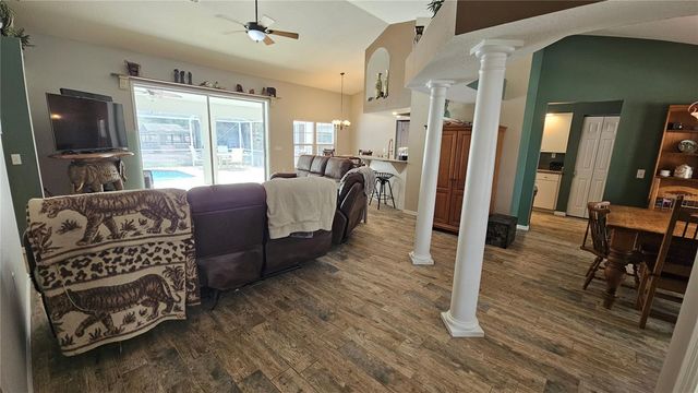 37416 HACKNEY PLACE, Dade City, FL 33523