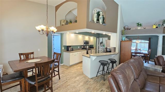 37416 HACKNEY PLACE, Dade City, FL 33523