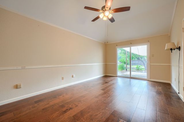 445 Trail View Lane, Garland, TX 75043