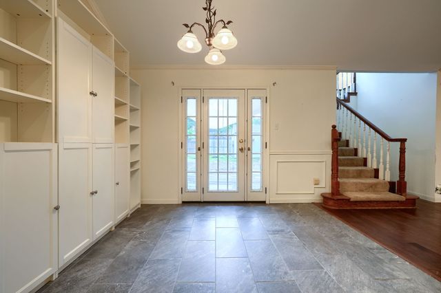 445 Trail View Lane, Garland, TX 75043