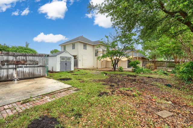 445 Trail View Lane, Garland, TX 75043