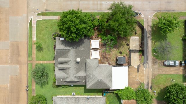 445 Trail View Lane, Garland, TX 75043