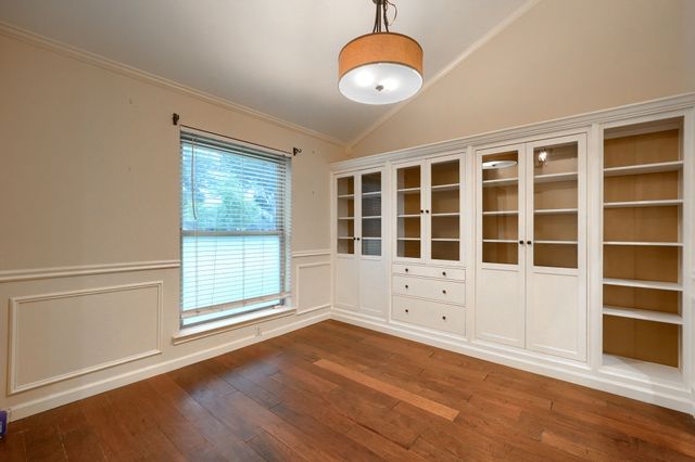 445 Trail View Lane, Garland, TX 75043
