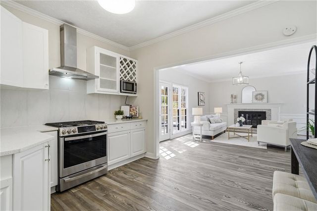 9305 Delft Way, Johns Creek, GA 30022