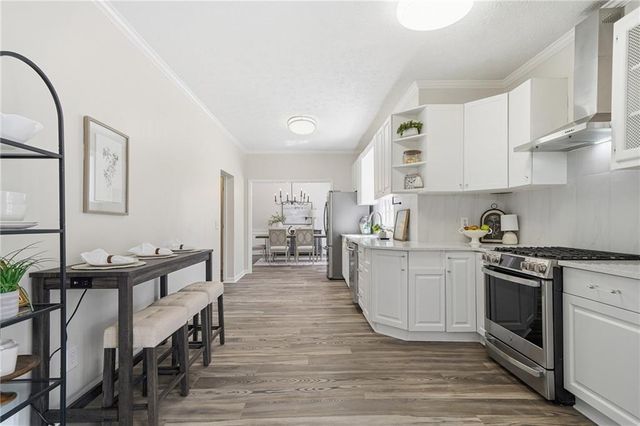 9305 Delft Way, Johns Creek, GA 30022