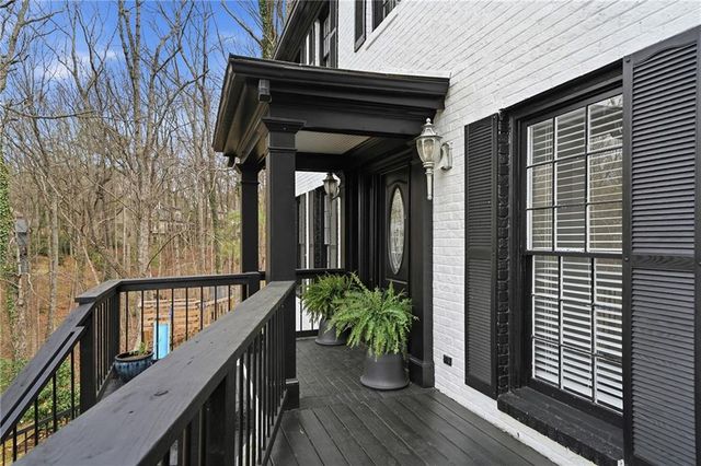 9305 Delft Way, Johns Creek, GA 30022