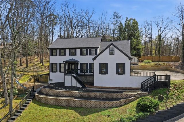 9305 Delft Way, Johns Creek, GA 30022