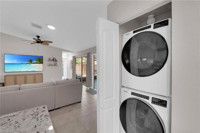 6353 Royal Woods DR, Fort Myers, FL 33908