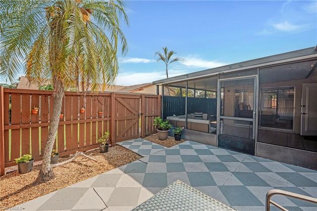 6353 Royal Woods DR, Fort Myers, FL 33908