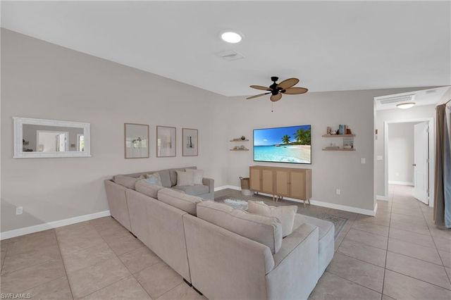 6353 Royal Woods DR, Fort Myers, FL 33908
