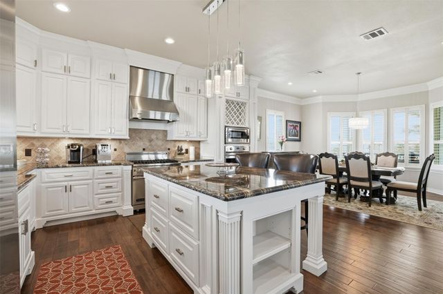 1015 Todville Road, Seabrook, TX 77586