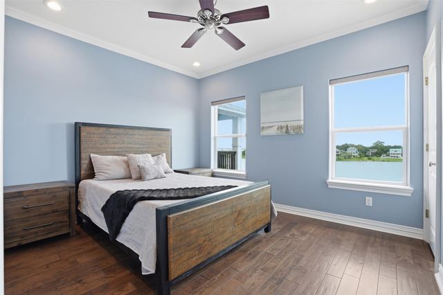 1015 Todville Road, Seabrook, TX 77586