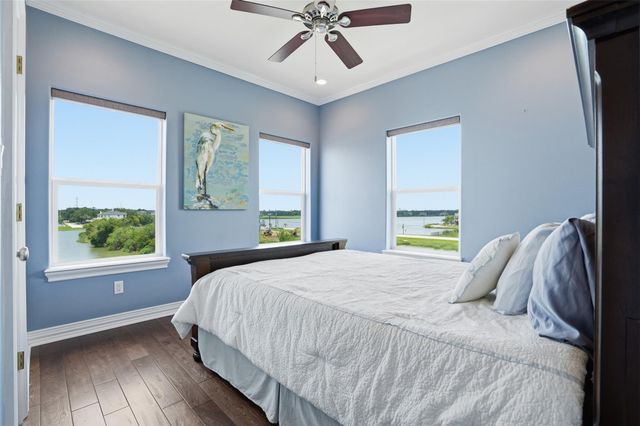 1015 Todville Road, Seabrook, TX 77586