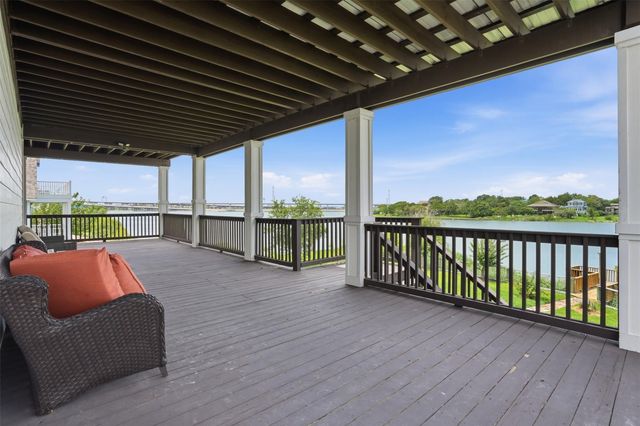 1015 Todville Road, Seabrook, TX 77586