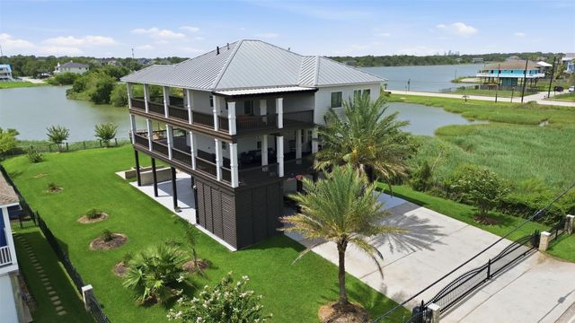 1015 Todville Road, Seabrook, TX 77586