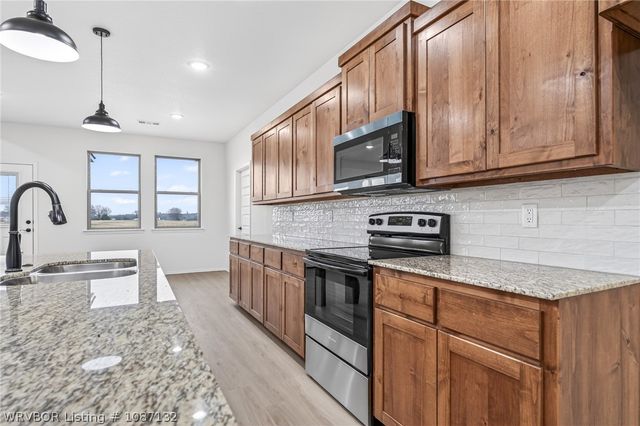 124 Countryside, Pocola, OK 74902