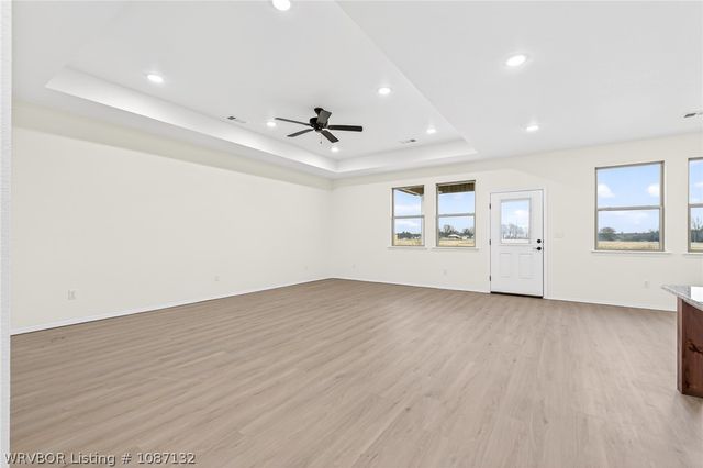 124 Countryside, Pocola, OK 74902