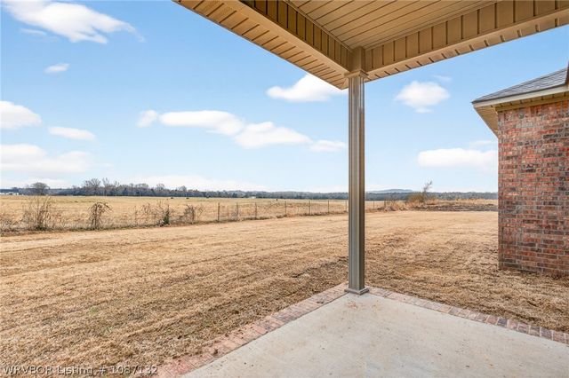 124 Countryside, Pocola, OK 74902