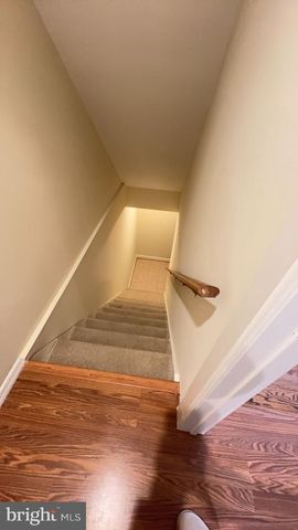 6610 CYPRESS POINT RD, Alexandria, VA 22312