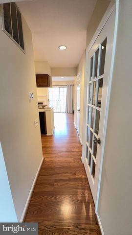 6610 CYPRESS POINT RD, Alexandria, VA 22312