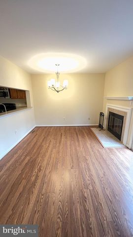 6610 CYPRESS POINT RD, Alexandria, VA 22312